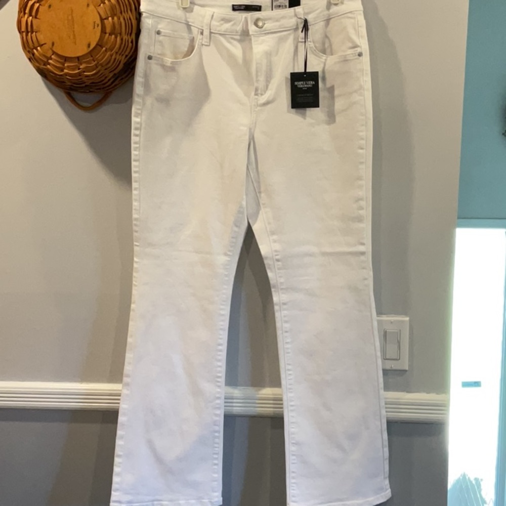 NWT Vera Wang jeans